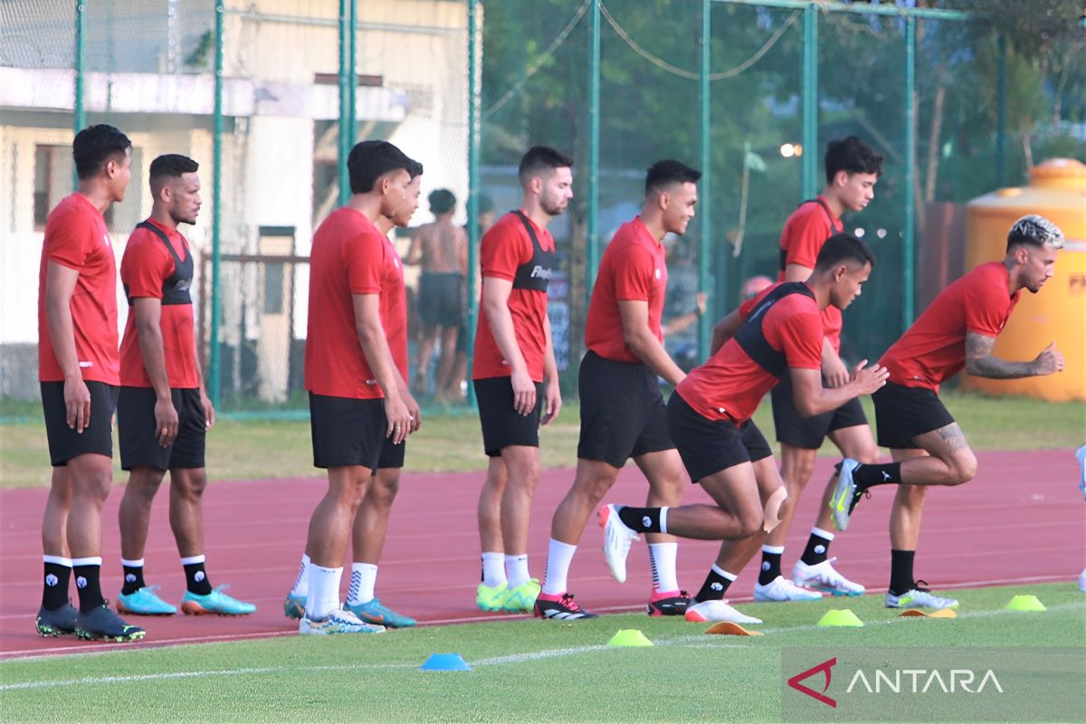 Sandy Walsh cedera saat latihan