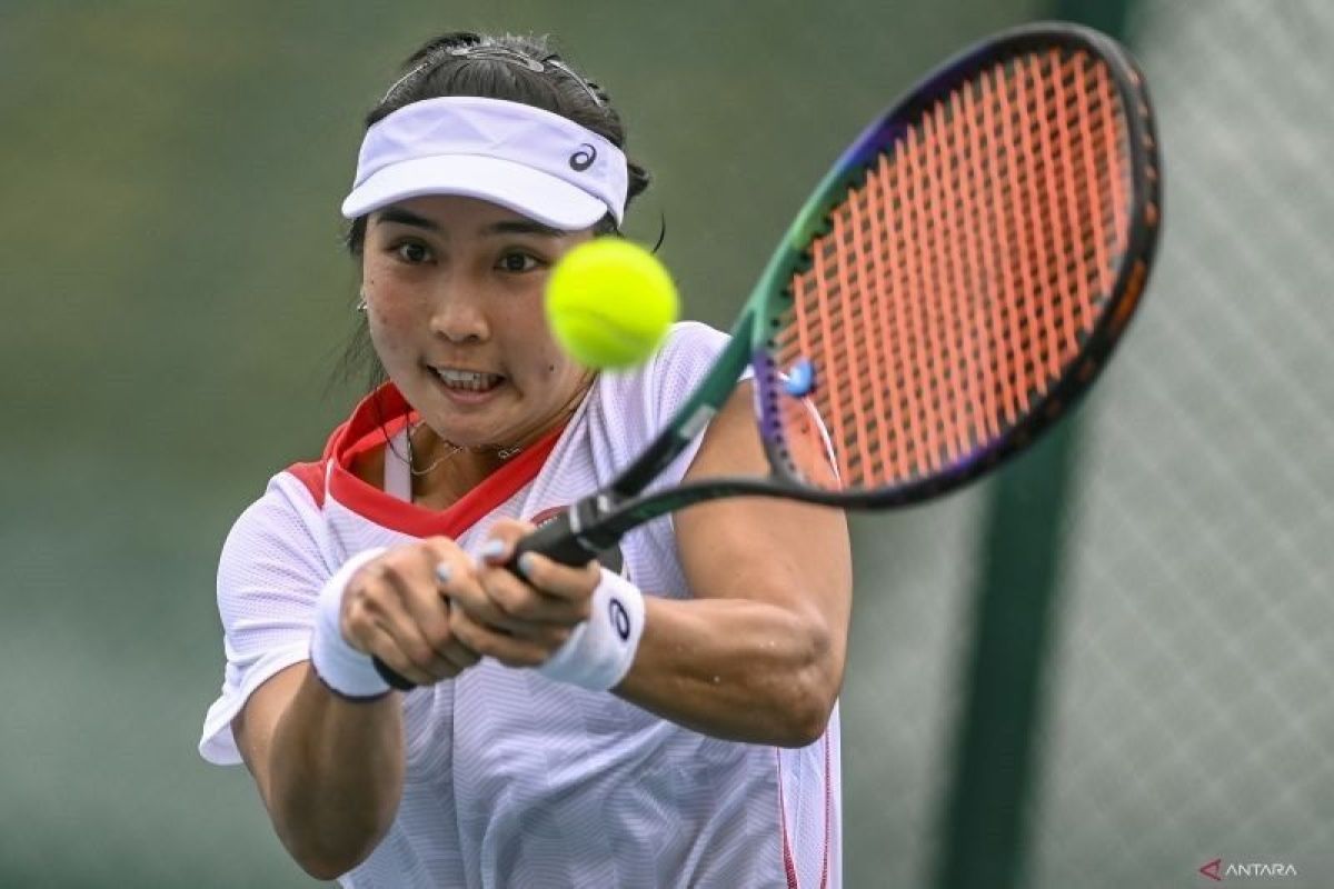 Petenis putri Indonesia Aldila Sutjiadi kandas di semifinal ganda campuran Wimbledon