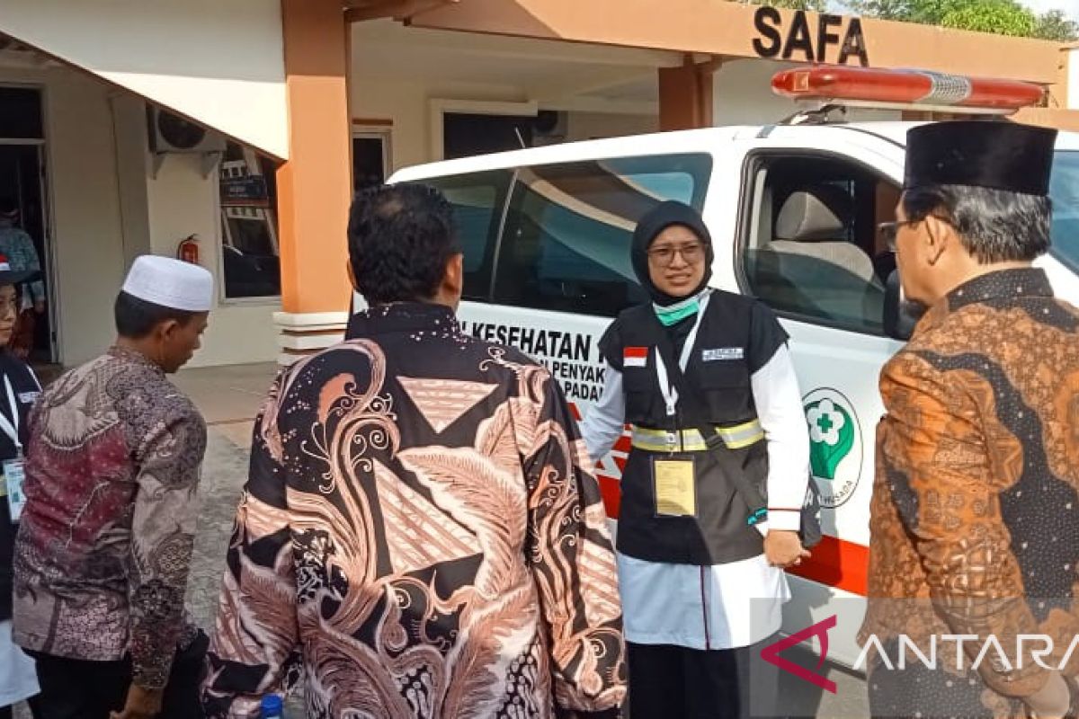 Seorang calon haji asal Sumatera Barat dirujuk ke rumah sakit