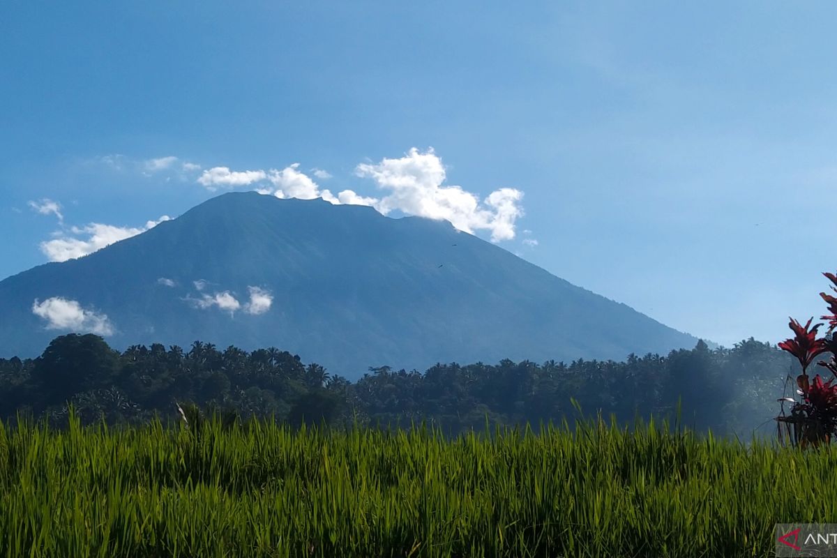 Forum pemandu minta evaluasi rencana tutup pendakian gunung di Bali
