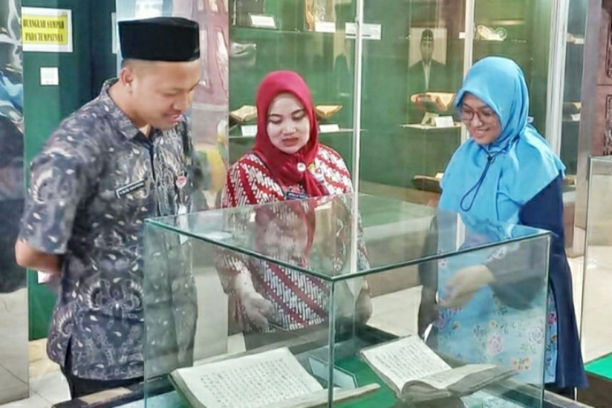 30 kitab kuno Nusantara koleksi MAJT segera diselamatkan