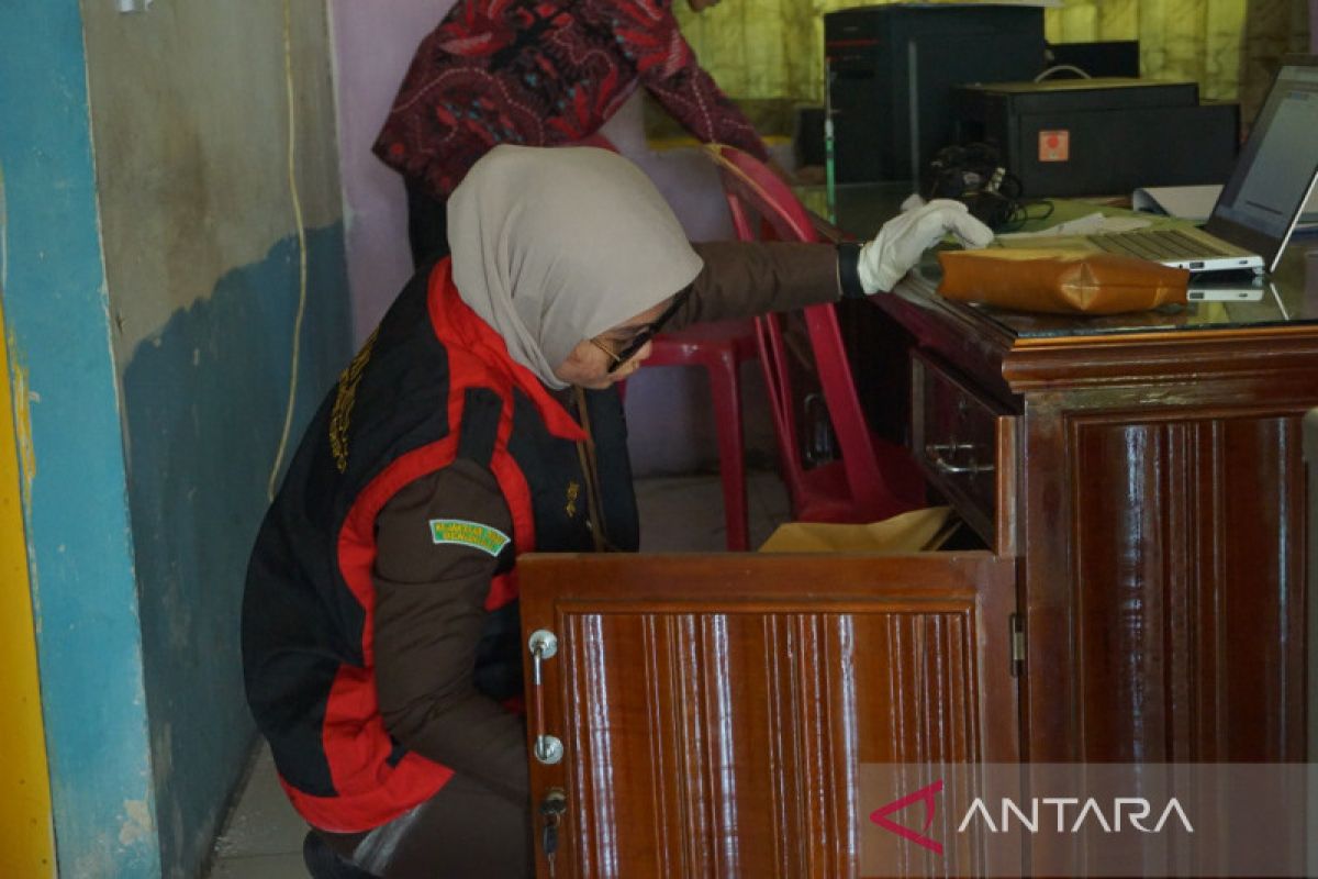 Kejaksaan Negeri Bengkulu Selatan sita sejumlah dokumen terkait korupsi dana BOS