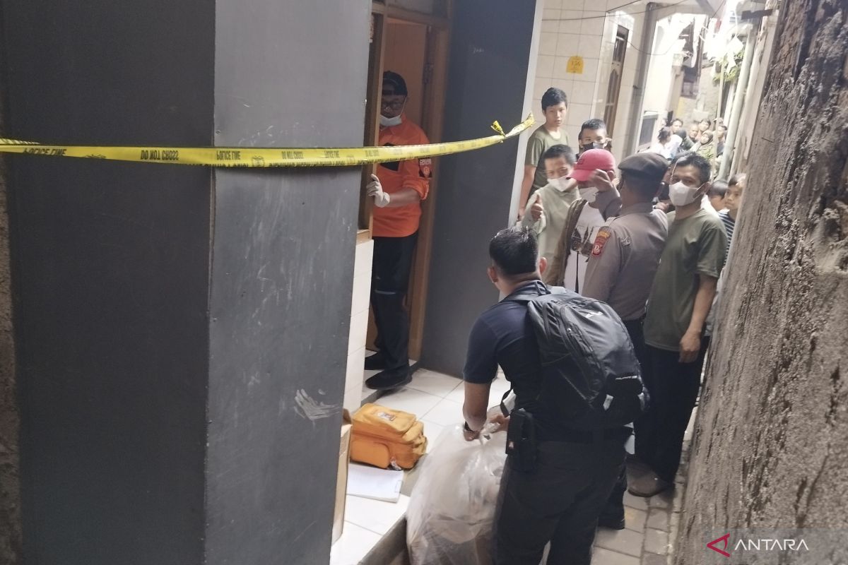 Polisi: Mayat terbungkus plastik di Bandung korban pembunuhan