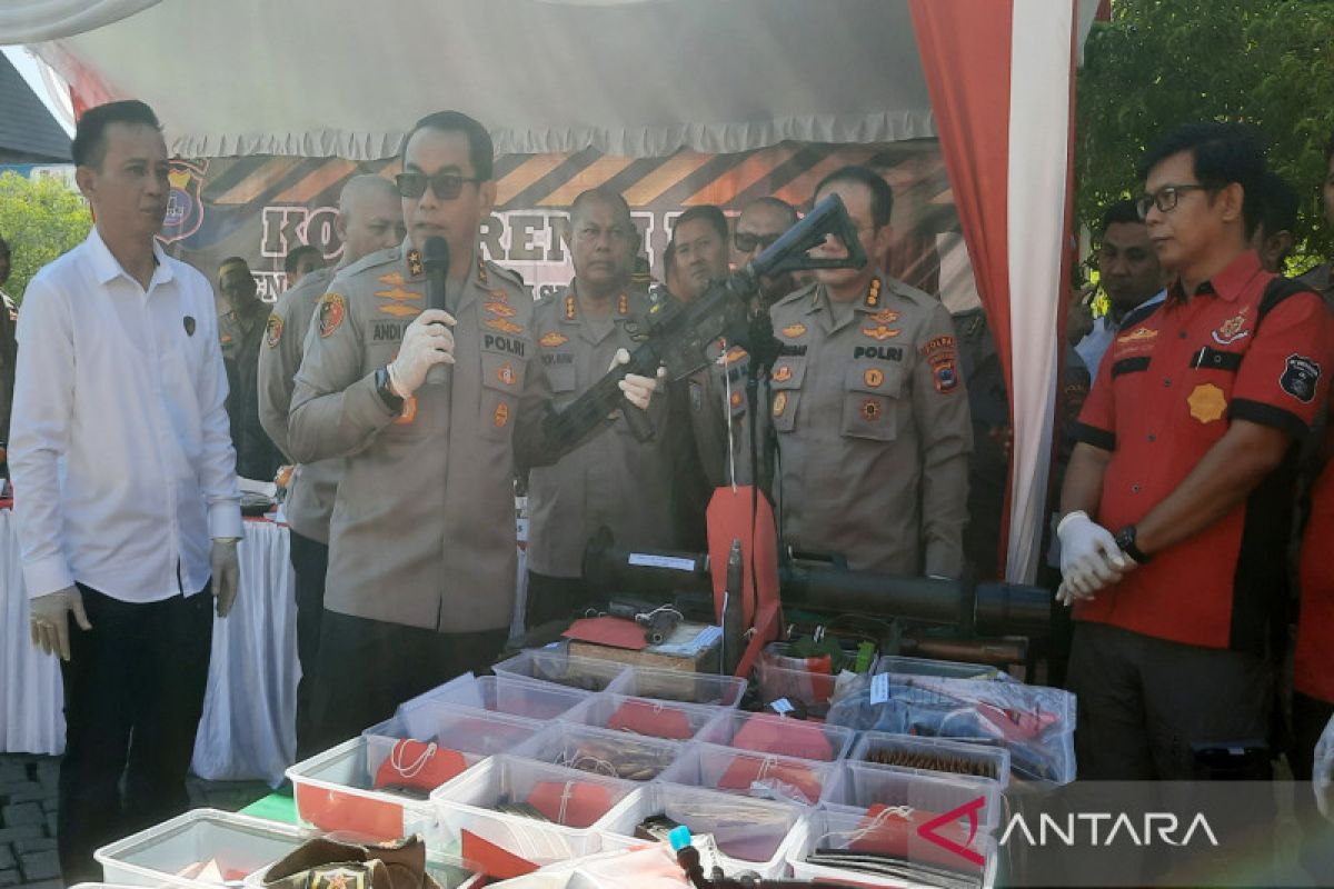 Polisi jerat tersangka kepemilikan senpi ilegal hukuman mati