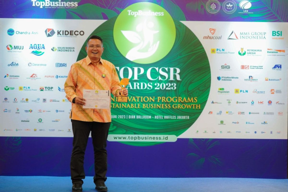 Komitmen kuat jalankan TJSL, SIER raih penghargaan TOP CSR Awards 2023