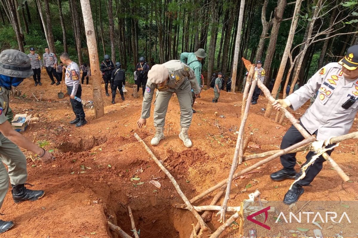 Tambang emas ilegal di Sukabumi di tutup petugas