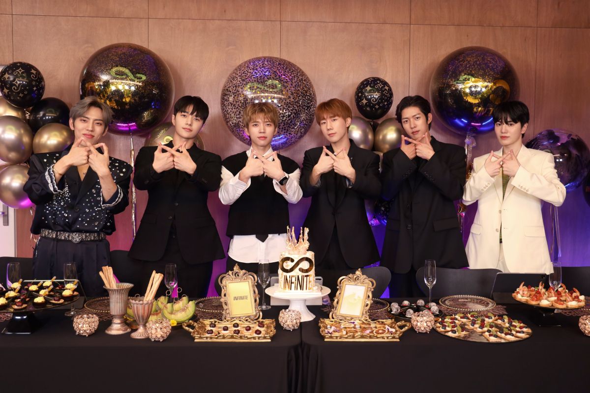 INFINITE rayakan debut ke-13 tahun bersama penggemar