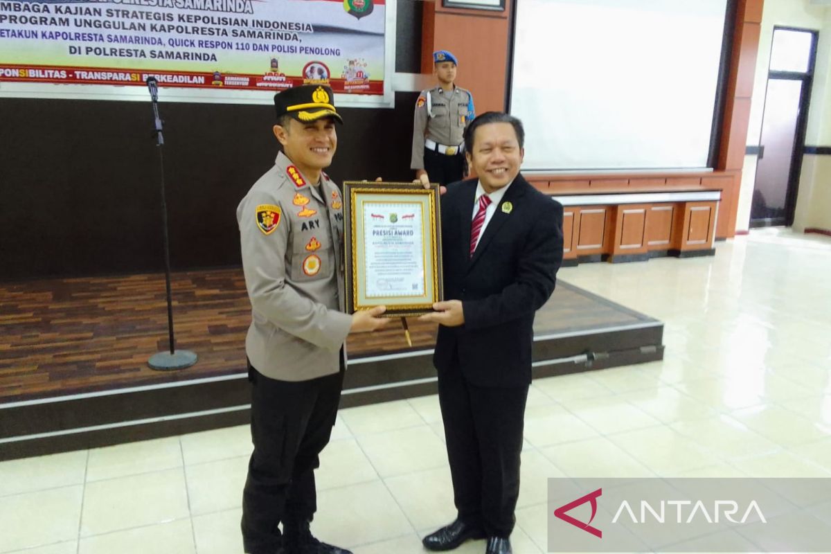 Kapolresta Samarinda terima penghargaan Presisi Award dari Lemkapi