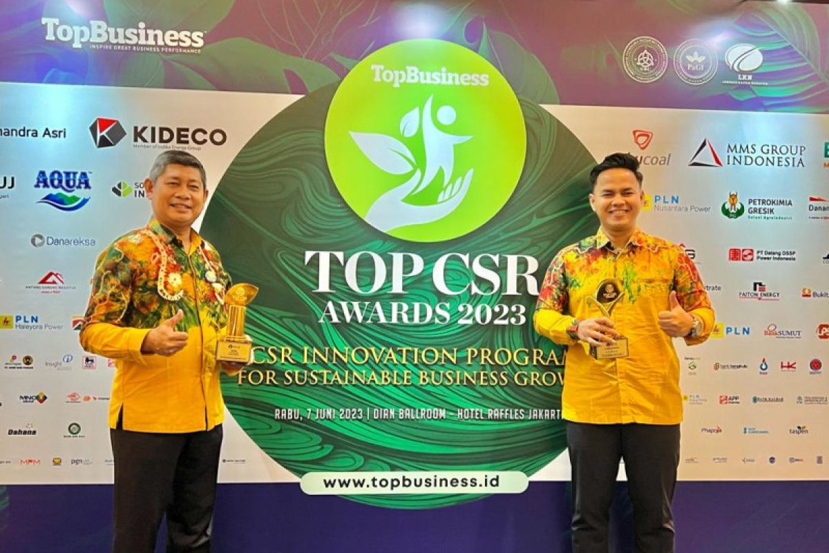 Adaro wins the highest Top CSR Award 2023