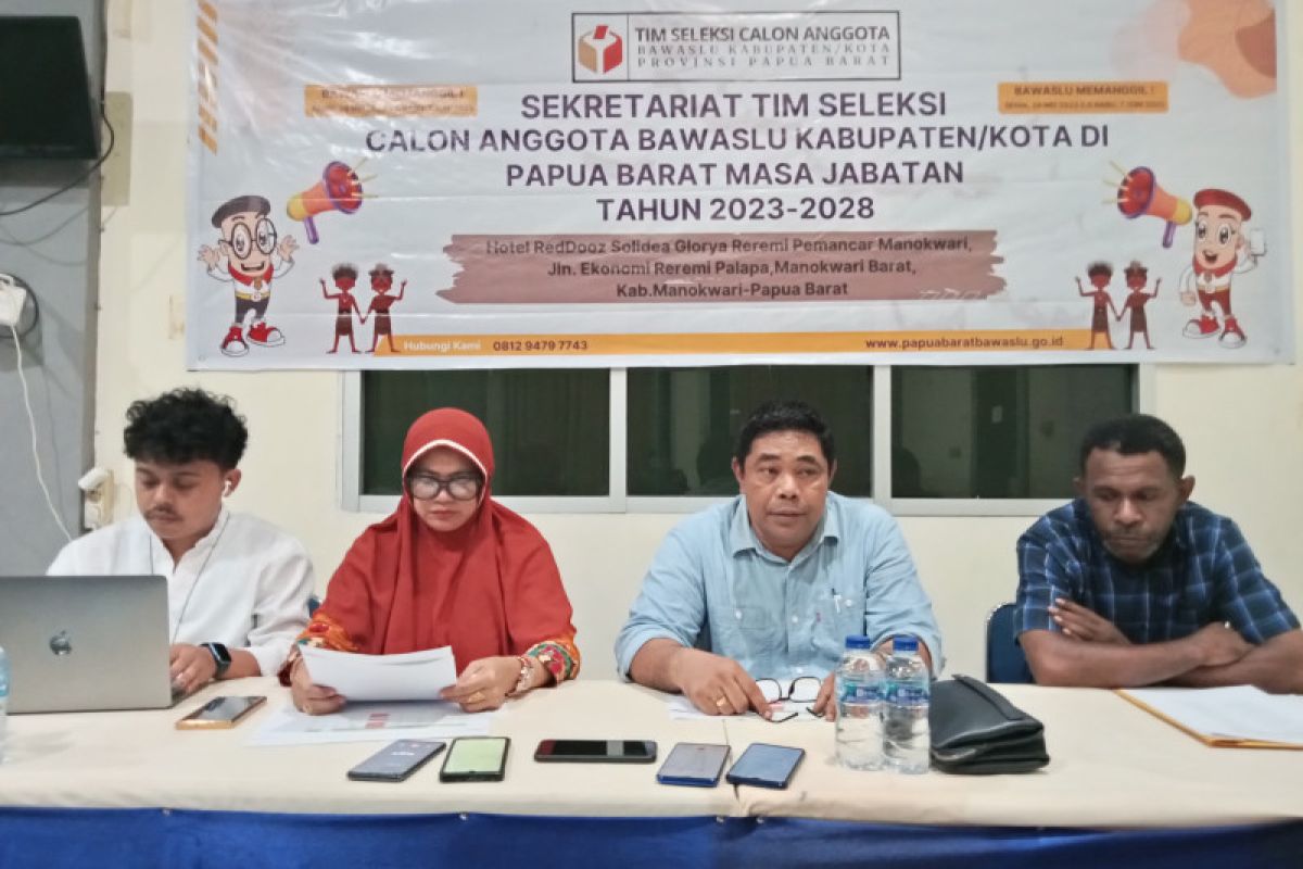 Timsel perpanjang pendaftaran anggota Bawaslu enam kabupaten