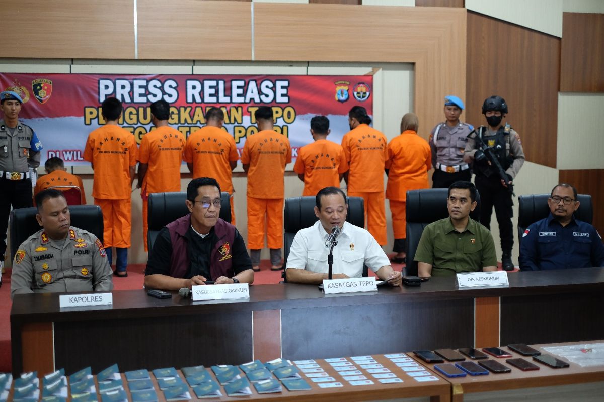 Satgas TPPO Polri menggagalkan pengiriman 123 PMI ilegal ke Malaysia