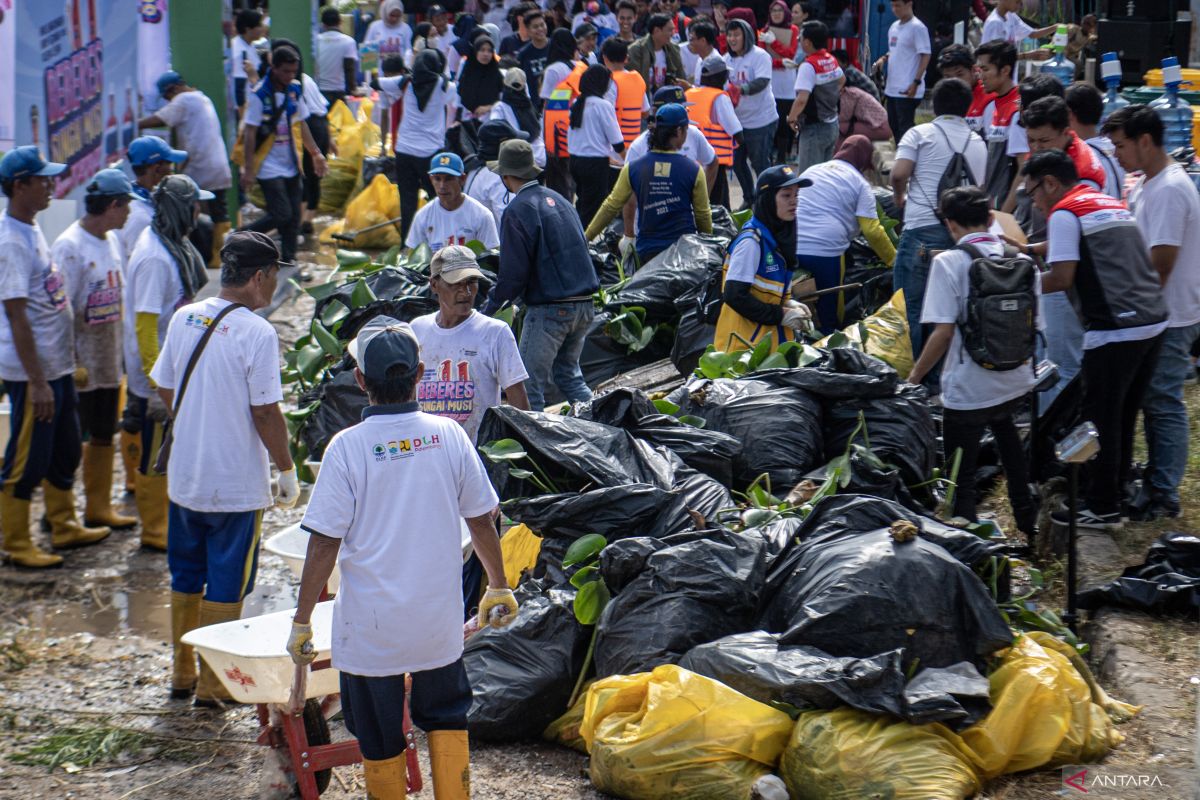 Indonesia berhasil turunkan 38 persen sampah laut