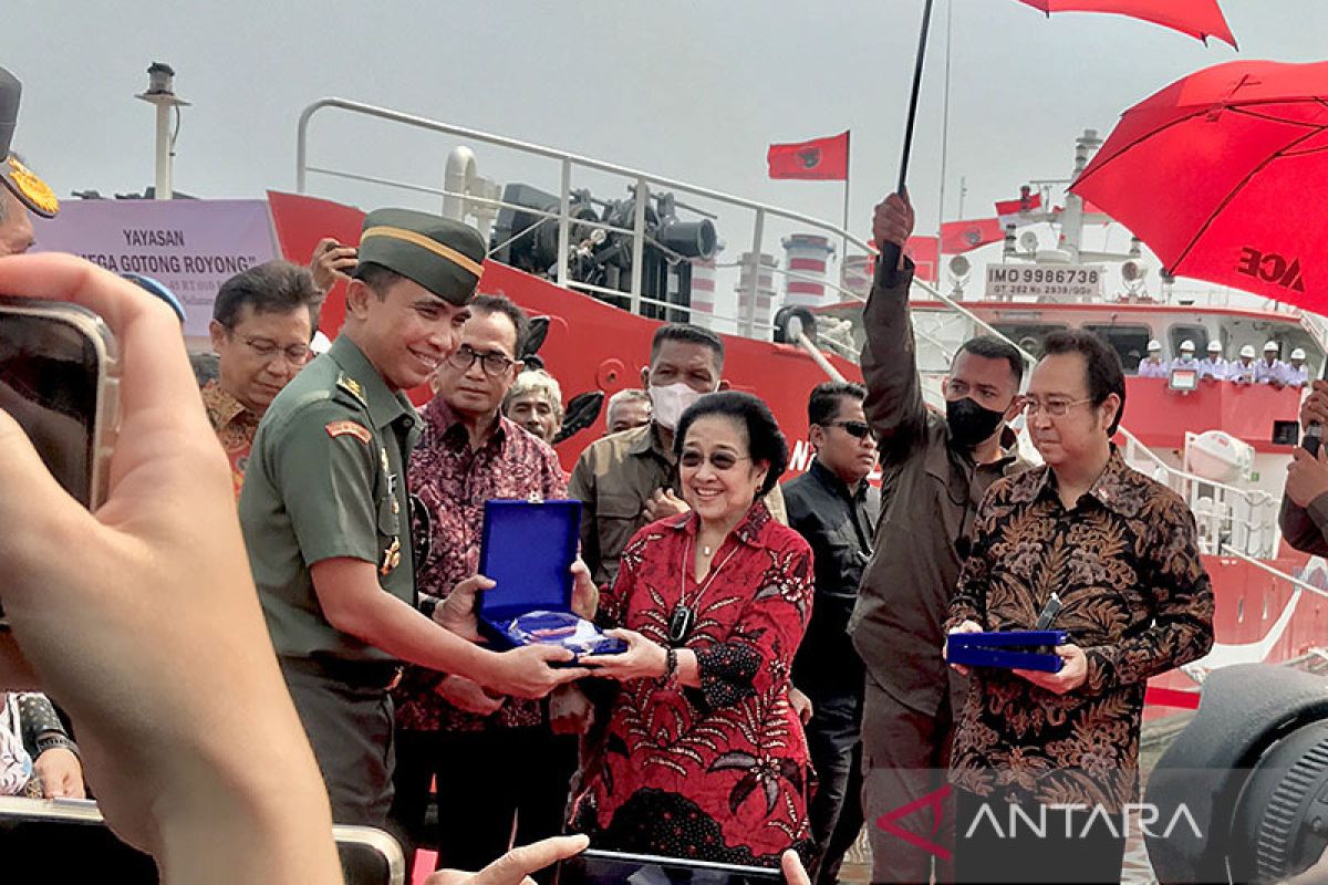 Megawati resmikan RS terapung KM Laksamana Malahayati