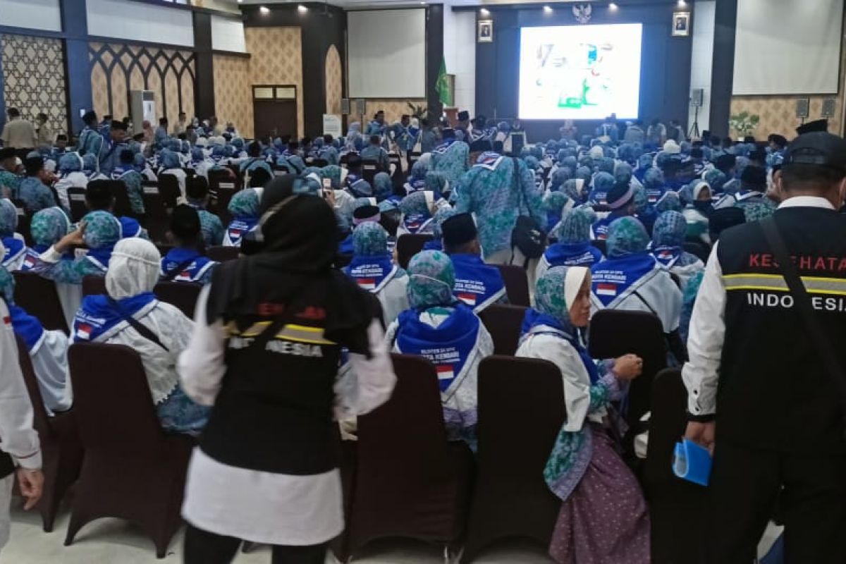 Kloter 27 asal Sulawesi Tenggara masuk asrama Sudiang Sulsel