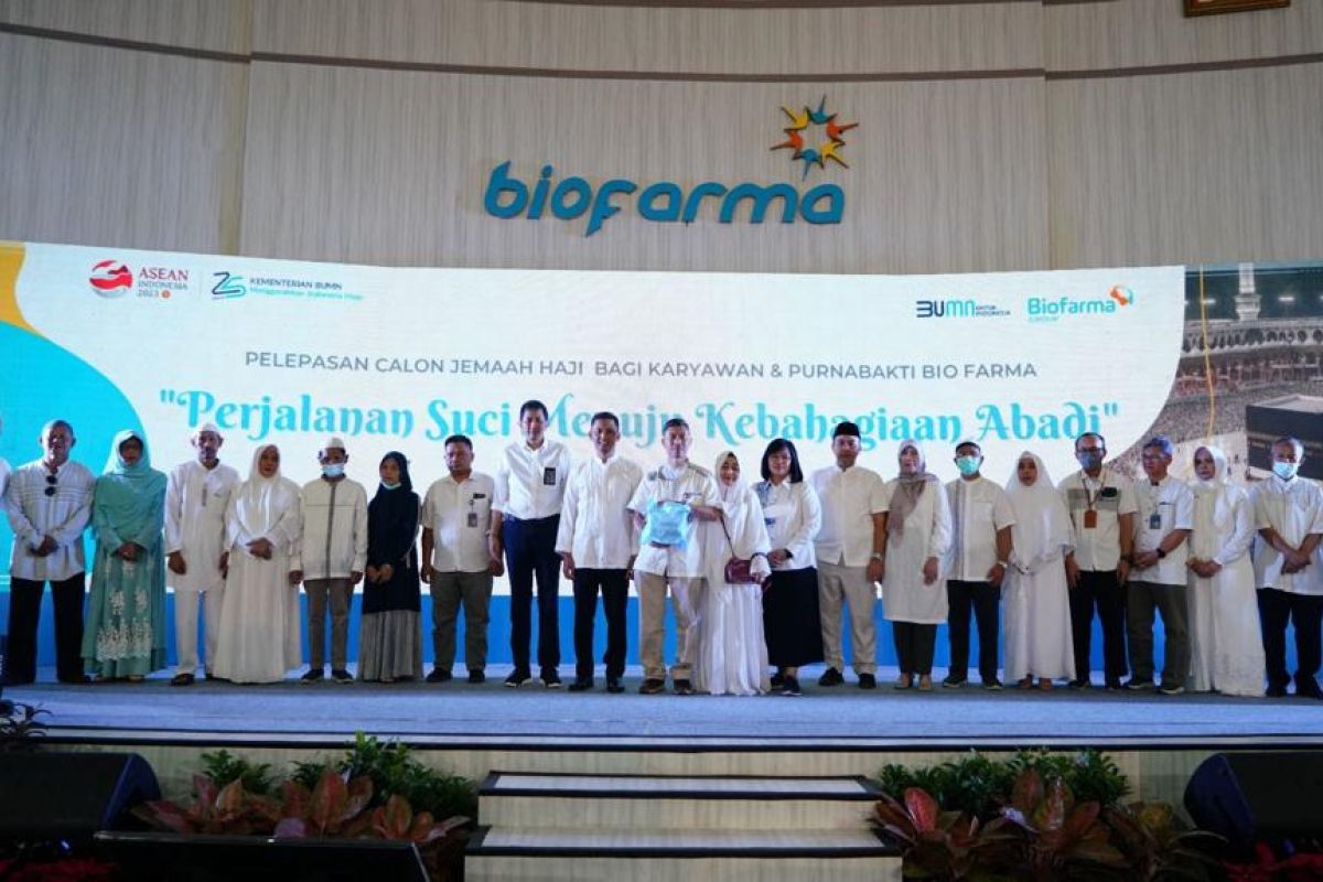 Bio Farma memberangkatkan haji sebanyak 33 karyawan serta pensiunan
