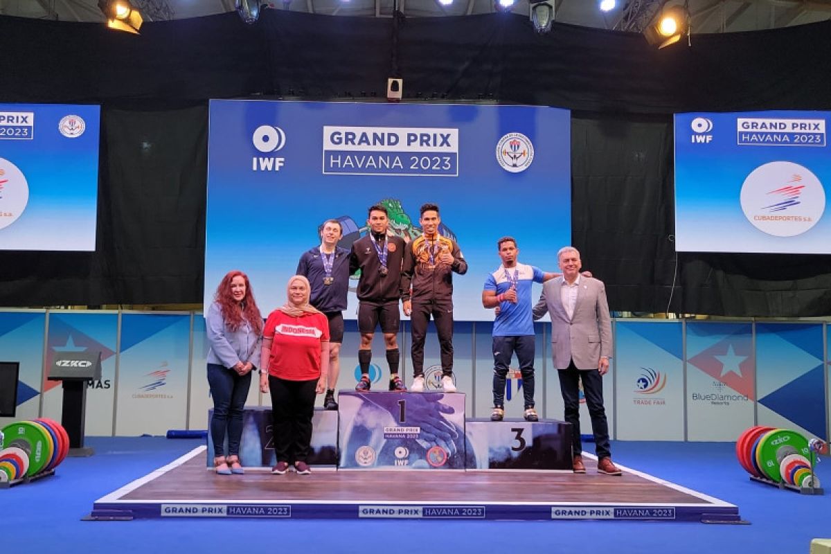 Lifter Ricko Saputra raih dua emas pada Grand Prix IWF 2023 di Kuba