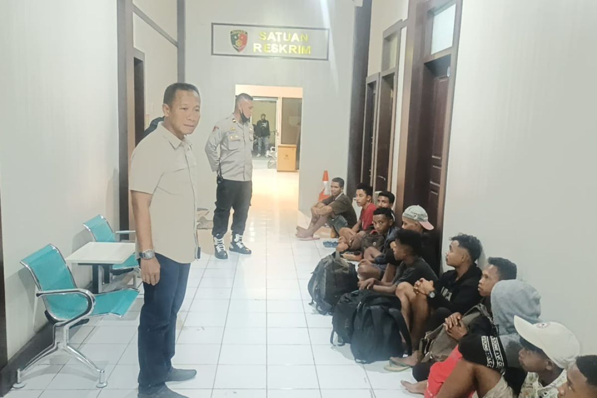 Kupang police foils attempt to send 23 illegal migrant workers