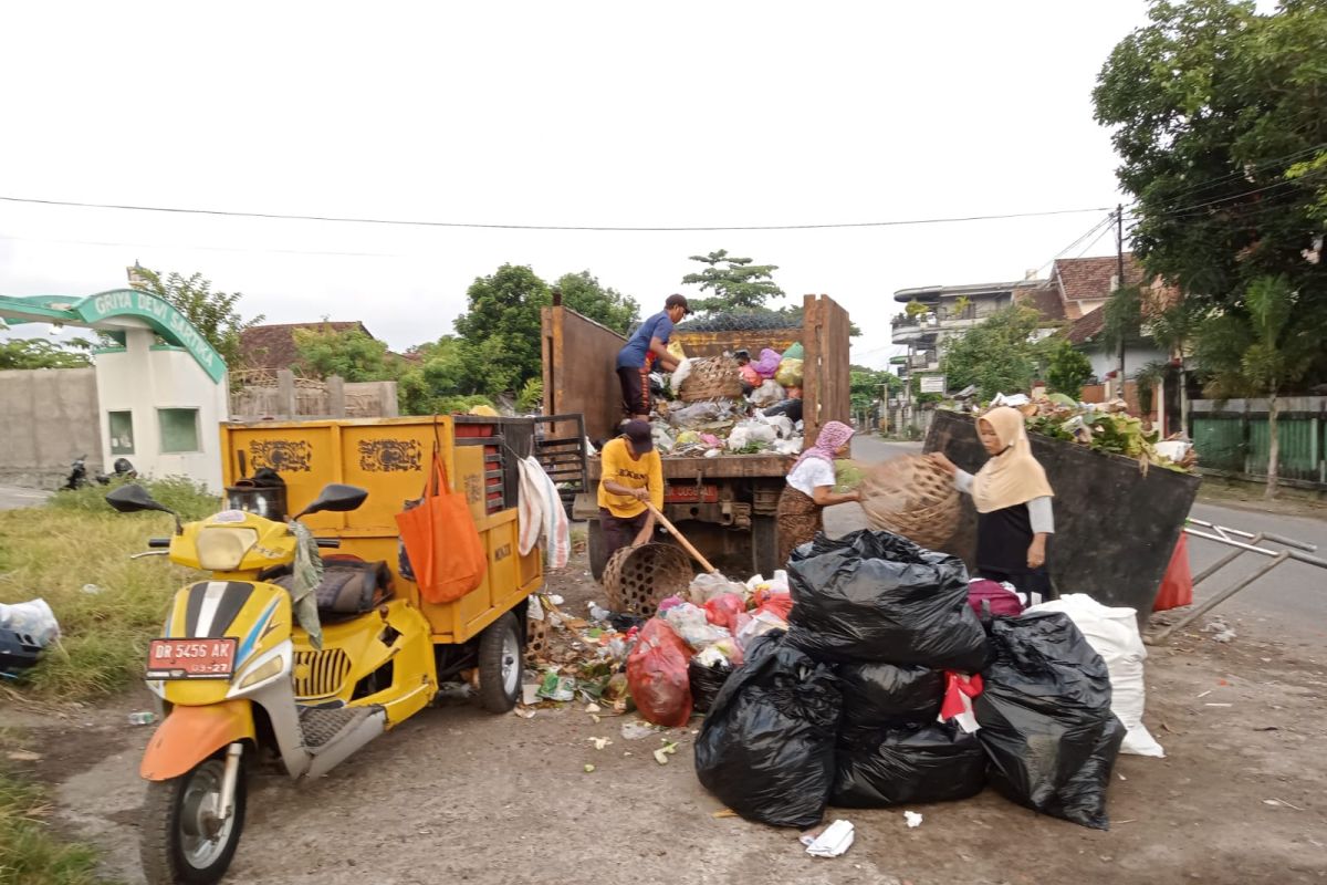 Mataram mengurangi volume sampah masuk TPA hingga 70 ton per hari