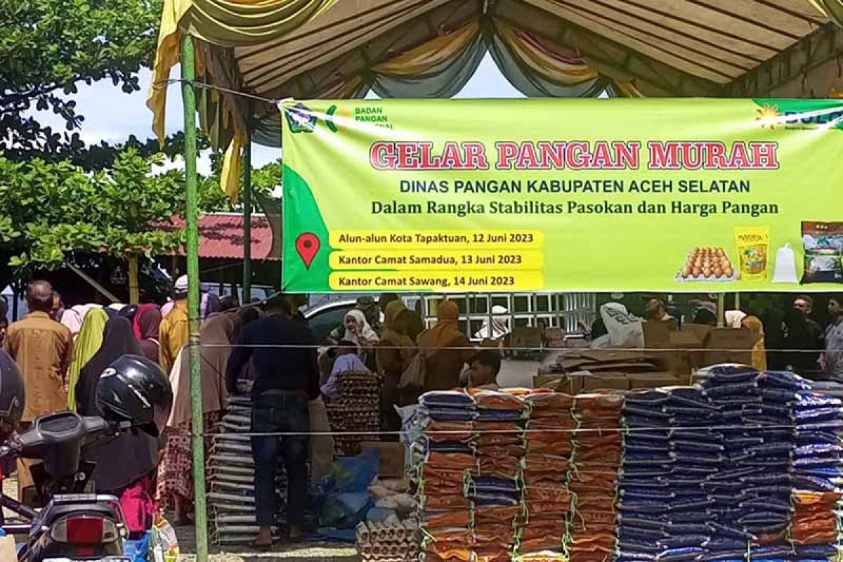 Pemkab Aceh Selatan gelar pasar murah tekan inflasi jelang Idul Adha