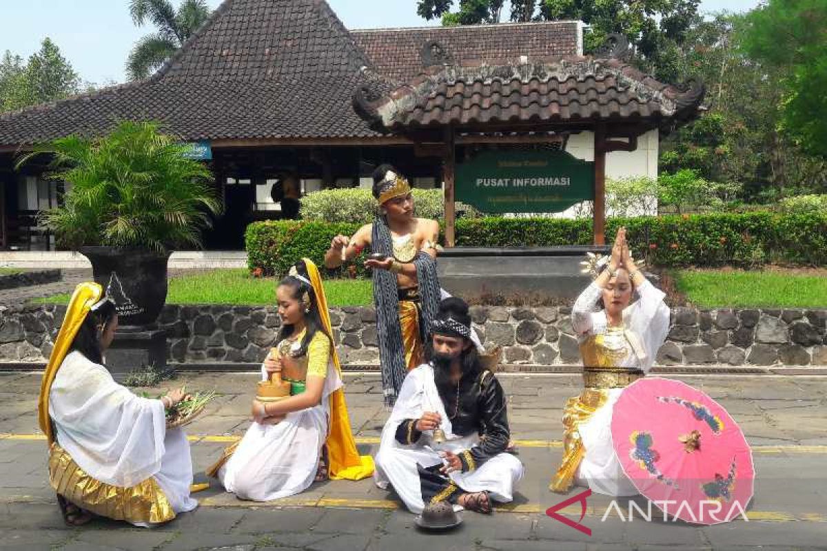 Ruwat Rawat Borobudur jaga spritualitas Candi Borobudur