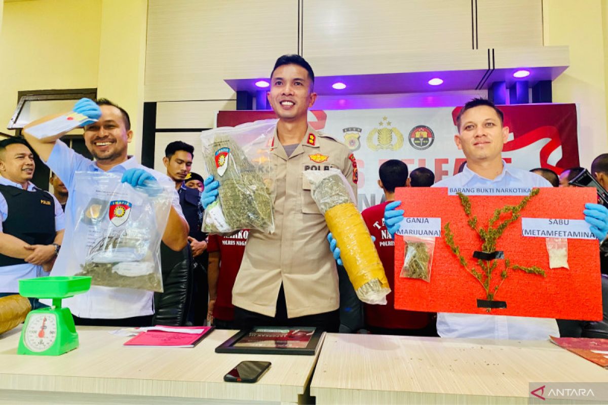 Polisi tangkap 12 pengedar narkotika di Nagan Raya, sita 3 Kg ganja