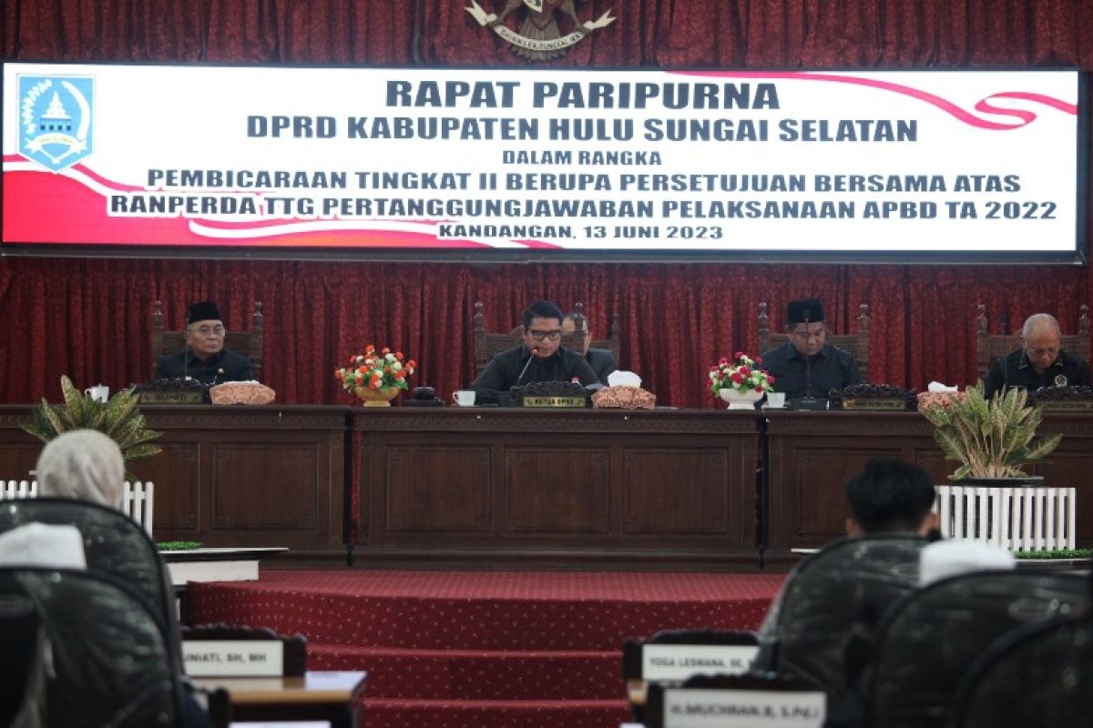 Fraksi DPRD HSS sepakati raperda pertanggungjawaban APBD 2022 jadi perda