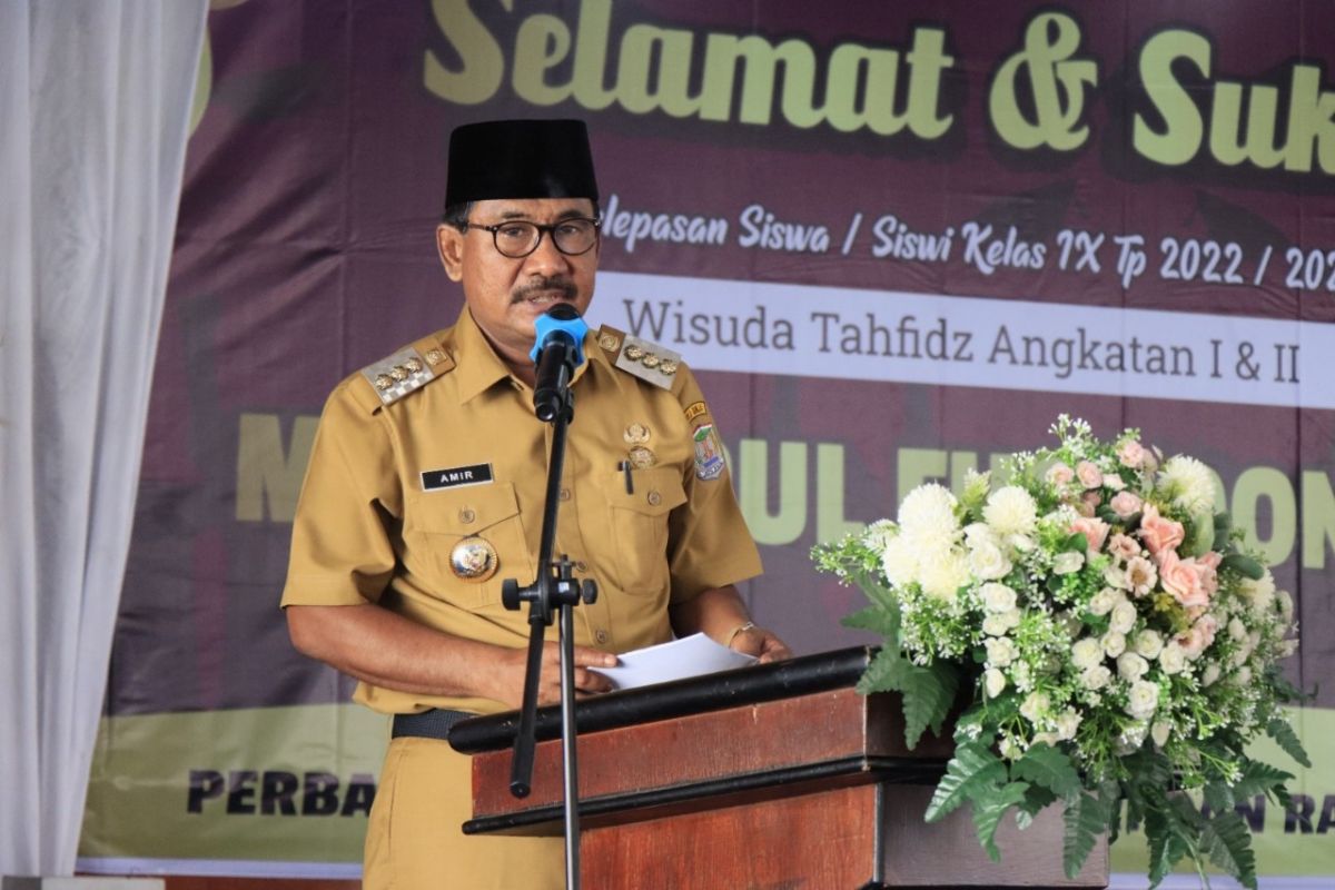 Wali Kota Binjai hadiri wisuda MTs Nurul Furqoon