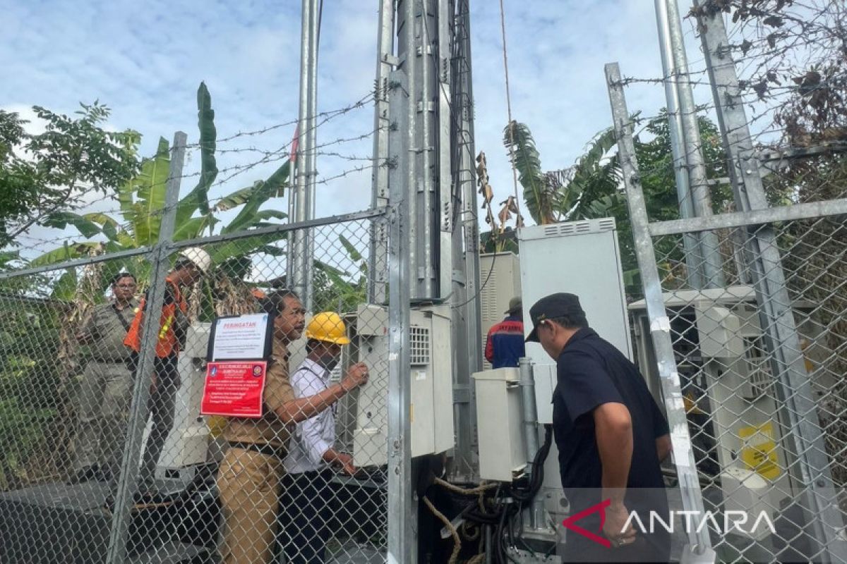 Tim Yustisi Pemkab Badung kembali bongkar tower komunikasi ilegal