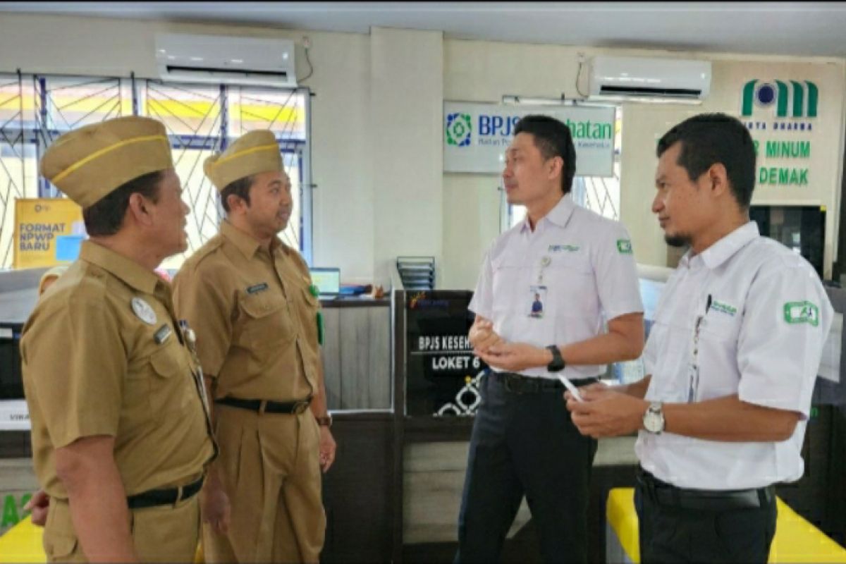 Bupati Demak luncurkan layanan JKN dan lainnya di MPP