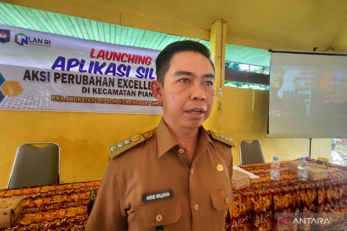 Camat Piani terapkan sistem informasi publik di kawasan Meratus Tapin