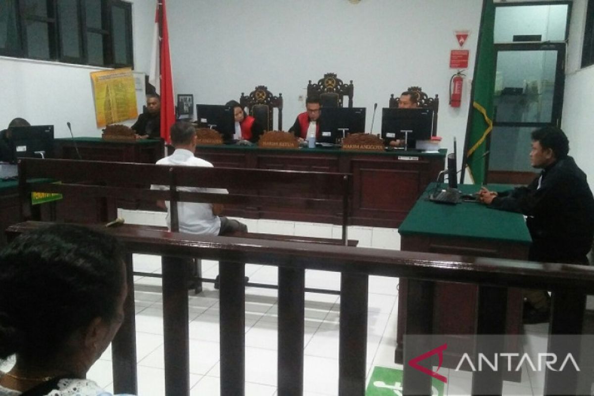 Hakim Tipikor Ambon vonis tujuh tahun penjara koruptor dana desa