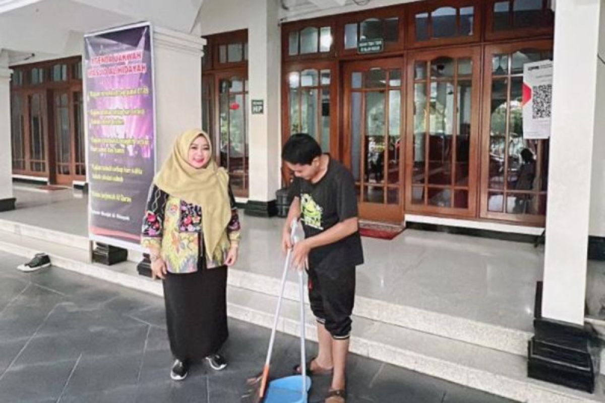 Penjaga masjid se-Surabaya terima insentif Rp400 ribu tiap bulan