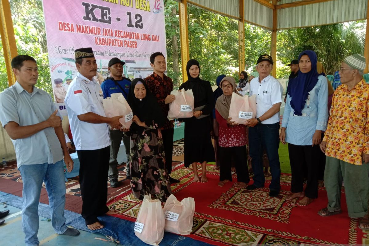 PTPN XIII bagikan bantuan bahan makanan ke masyarakat sekitar perkebunan