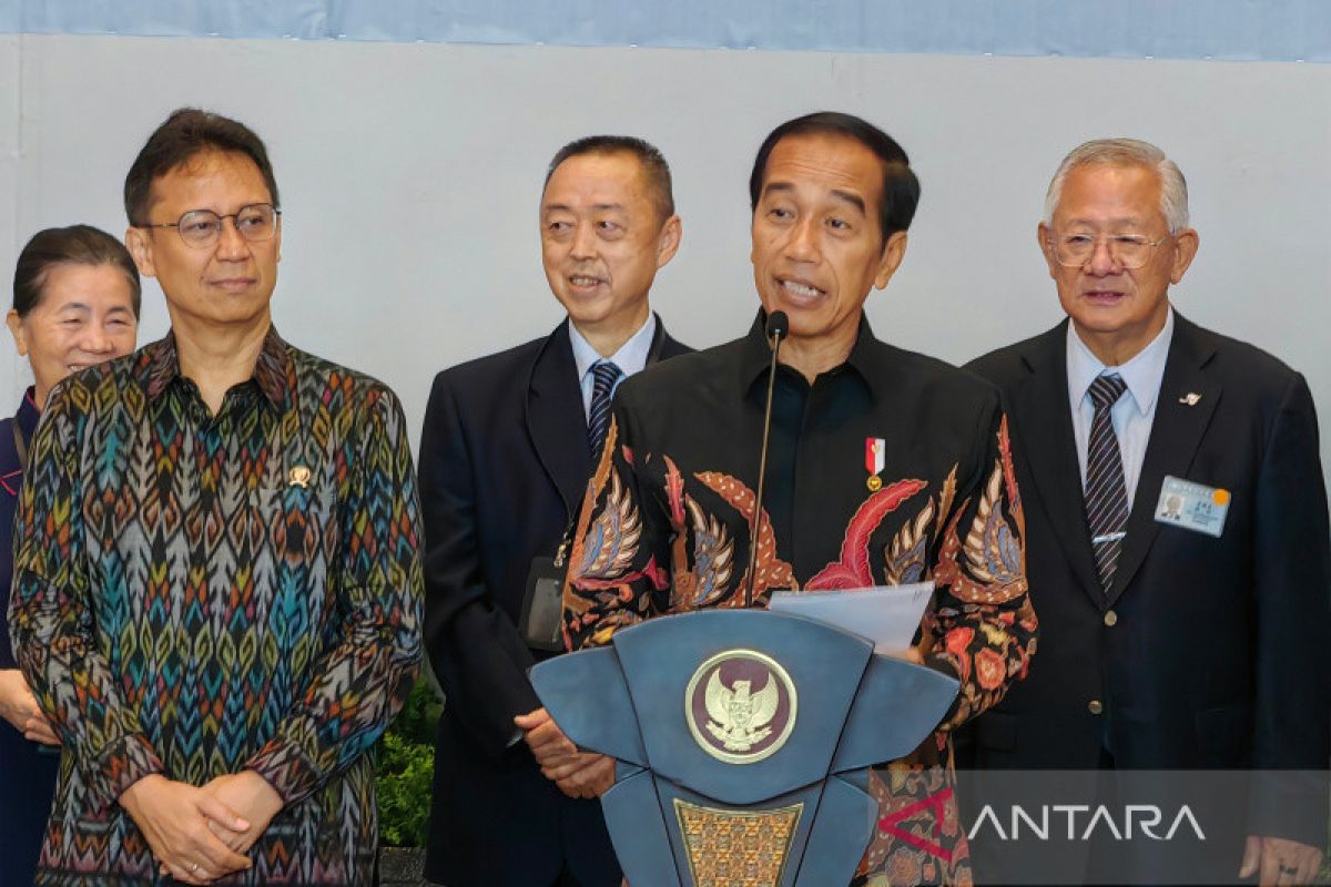 Presiden Jokowi minta WNI kurangi berobat ke luar negeri