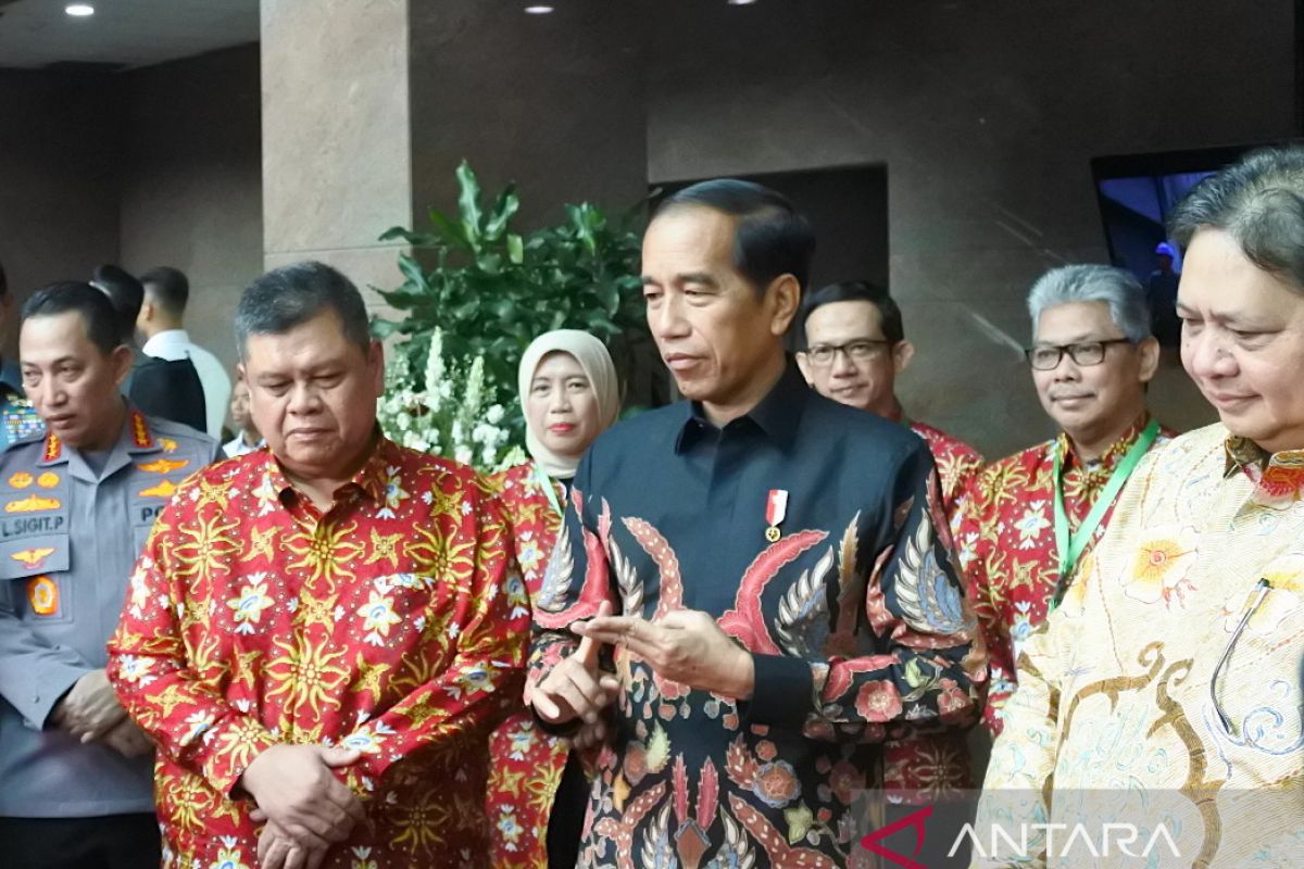 Jokowi: Ekspor pasir laut agar sedimentasi tak ganggu pelayaran dan kelestarian terumbu karang