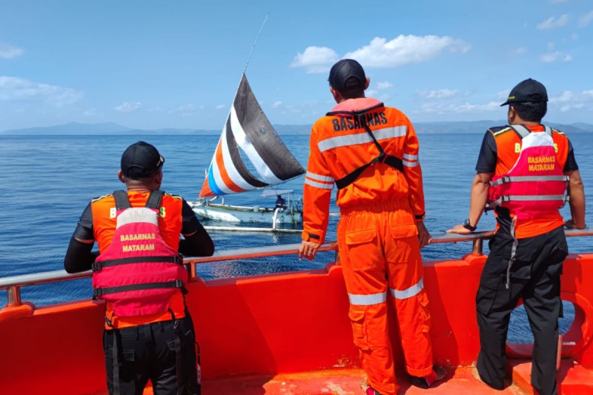 SAR Mataram cari tiga nelayan hilang di laut Lombok Barat