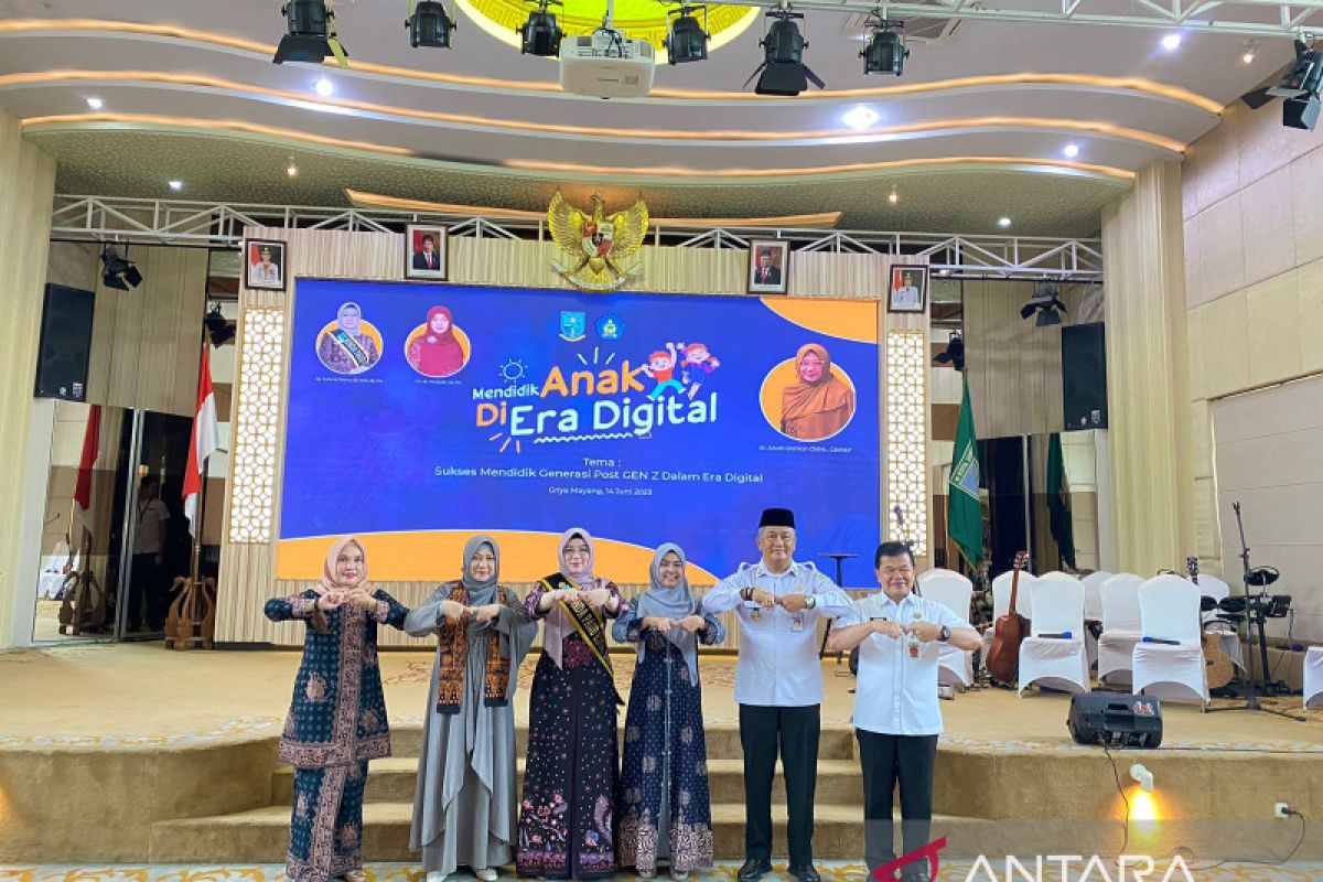 Pemkot Jambi gelar seminar mendidik anak di era digital