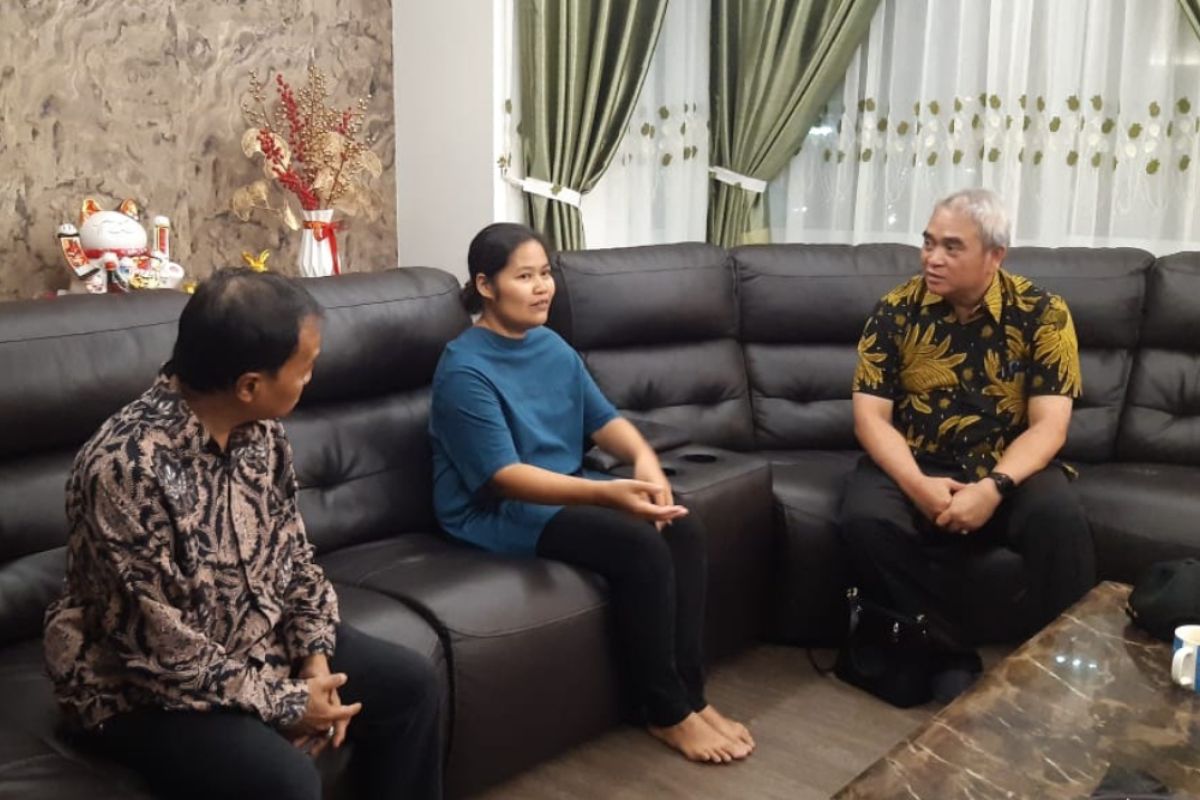 KJRI Kuching memberikan perlindungan hukum pada PMI asal Kalbar