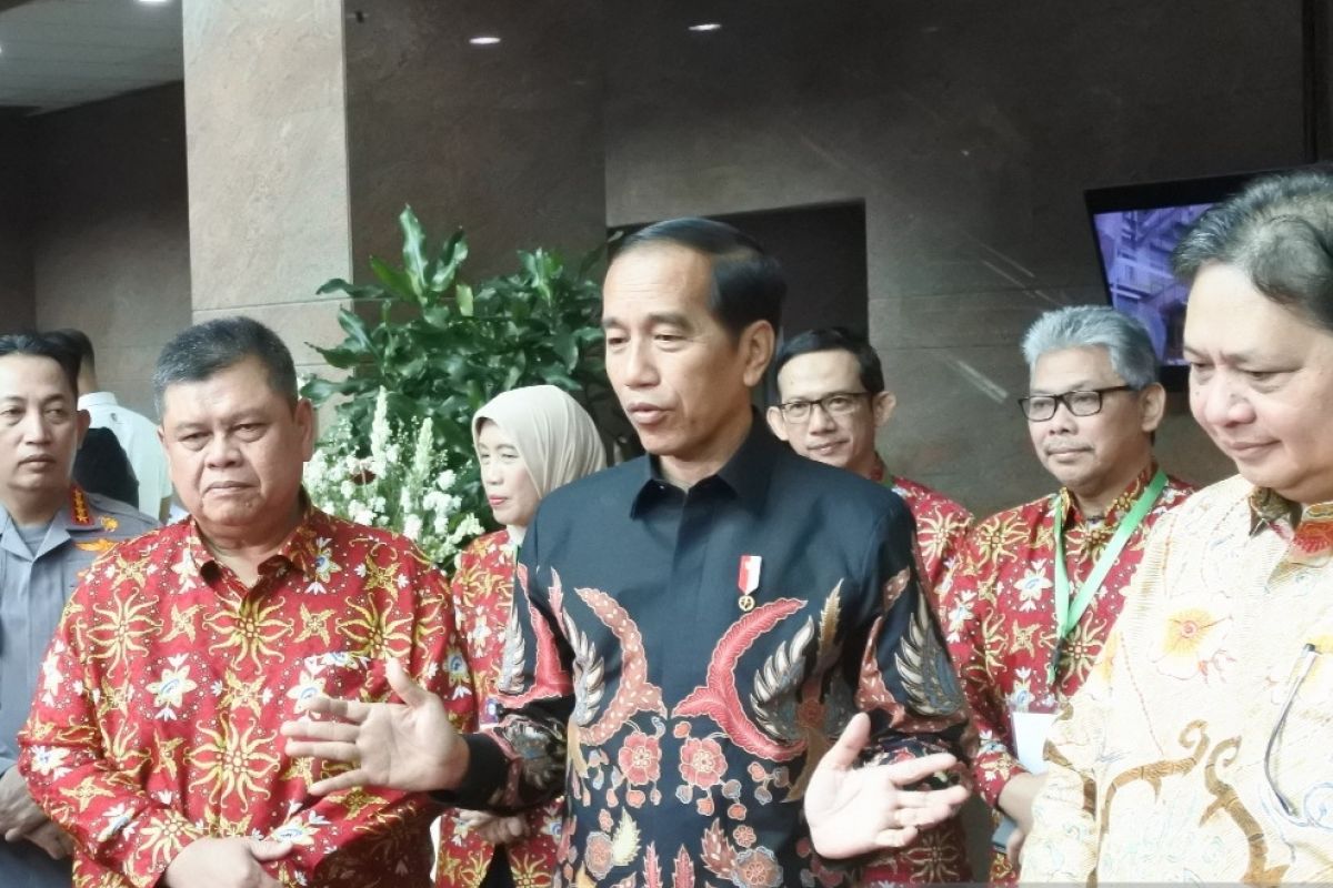 Jokowi: Karena hanya seminar, proposal Prabowo dibolehkan