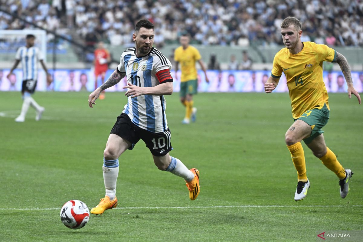Sepak bola: Argentina menang 2-0 atas Australia, Messi cetak gol