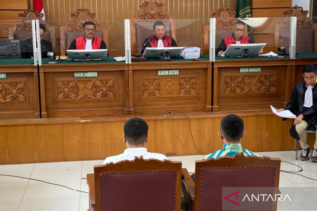 Hakim PN Jaksel tolak permintaan sidang terpisah Mario dan Shane