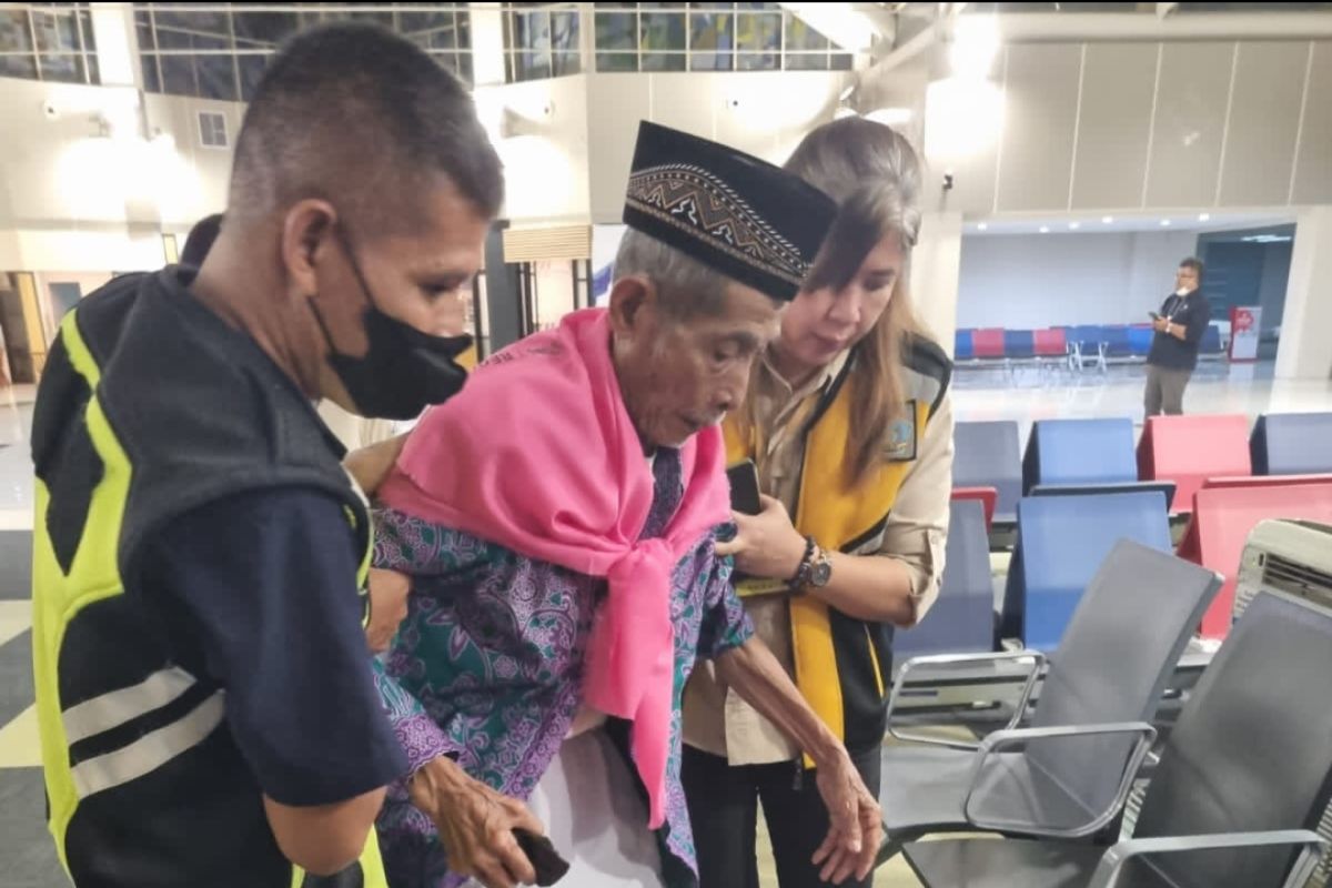 Bandara Samrat Manado siapkan layanan khusus jamaah haji lansia