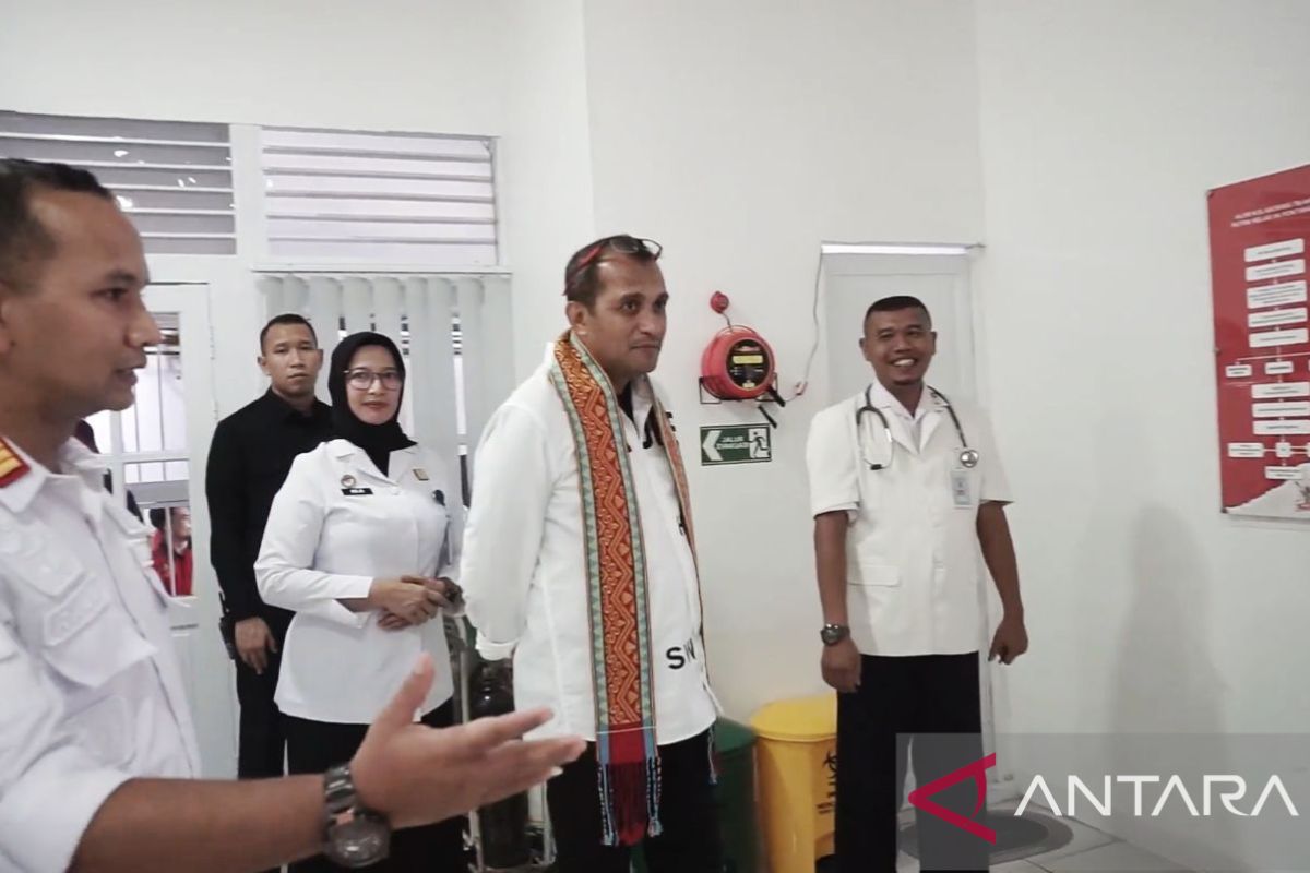 Wamenkumham tinjau kelayakan rumah tahanan Pontianak