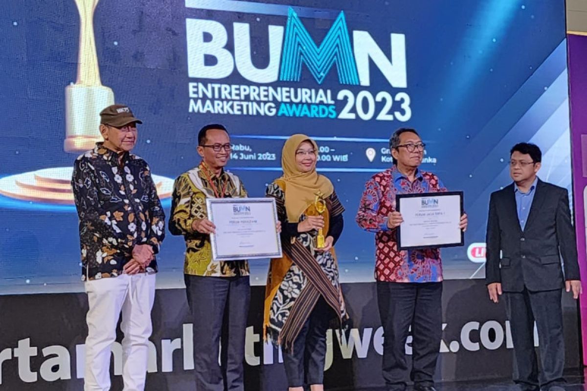 Pertamina raih penghargaan BUMN Entrepreneurial Marketing Award