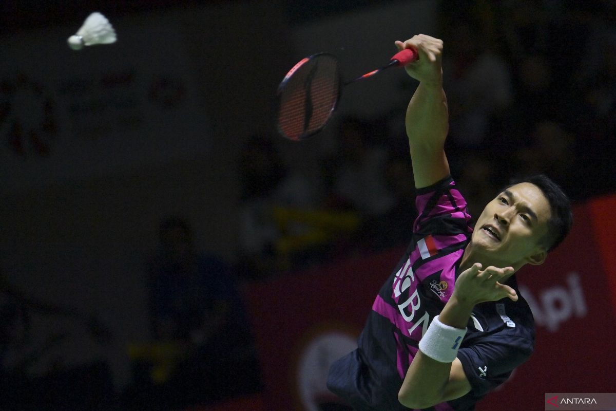 Indonesia Open 2023 - Tunggal putra amankan satu semifinal dari pertemuan Jonatan vs Ginting
