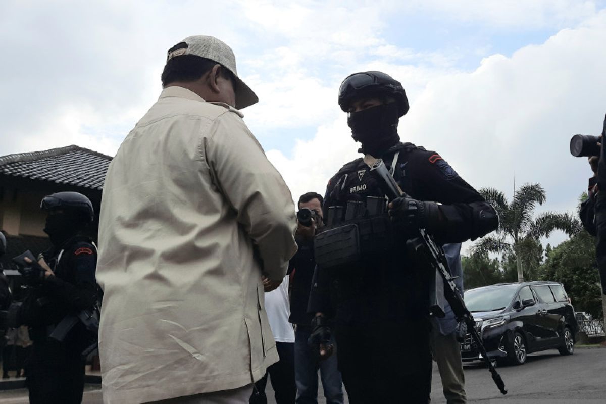 Menhan Prabowo sebut Indonesia butuh polisi yang unggul