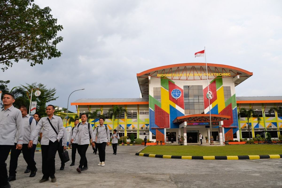 Pelatihan personel kereta cepat pertama di Indonesia digelar di Madiun