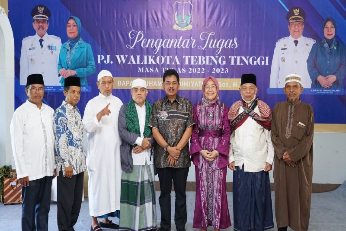 Pengantar tugas Pj.Tebing Tinggi masa tugas 2022-2023 penuh kekeluargaan