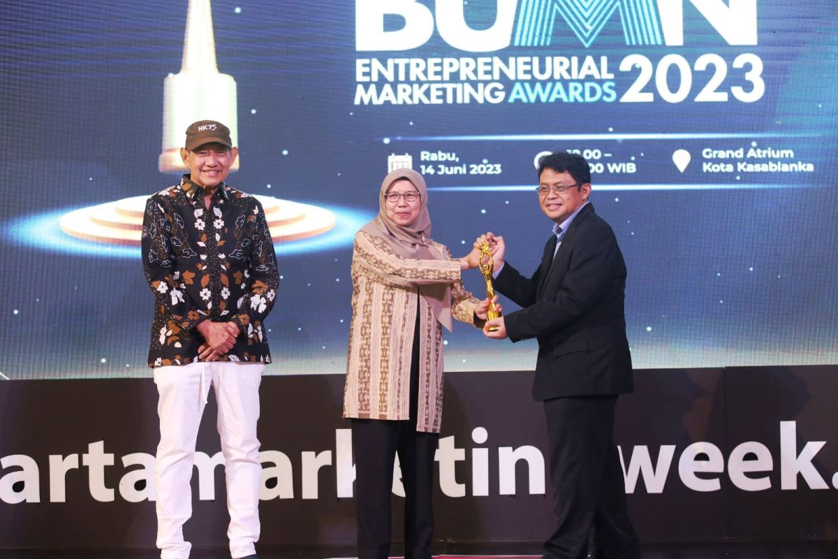 PLN jadi "Best of The Best Company" dalam ajang BUMN Entrepreneurial Marketing Awards 2023