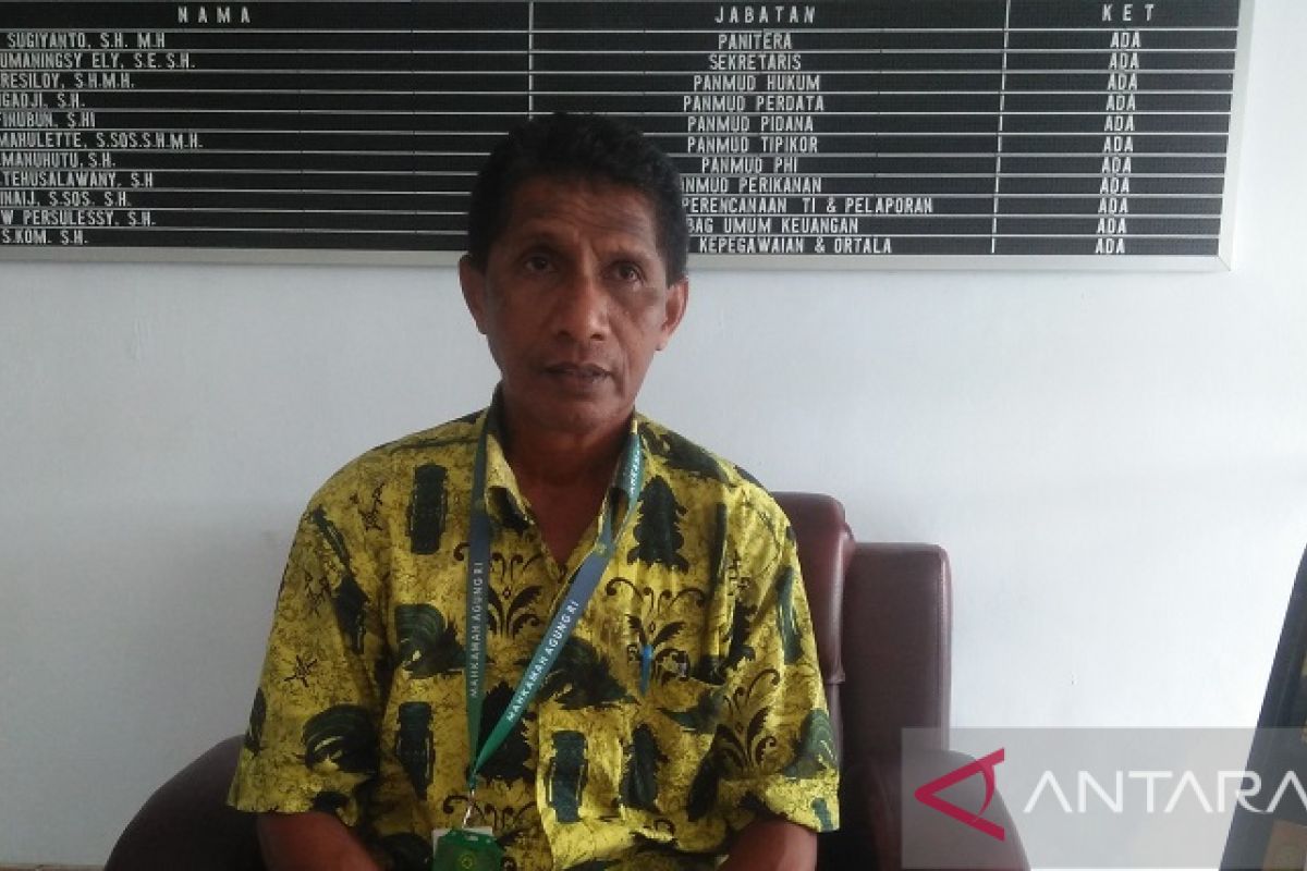 KPK limpahkan berkas tersangka penyuapan mantan bupati bursel